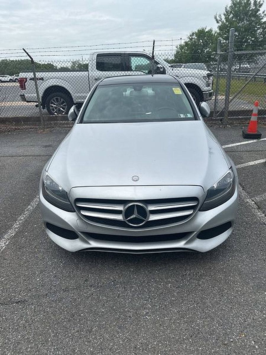Used 2017 Mercedes-Benz C 300 4MATIC Sedan image 3