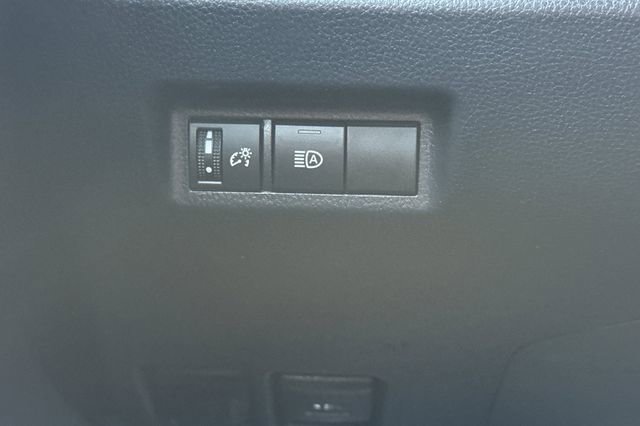 Used 2023 Toyota RAV4 LE image 39