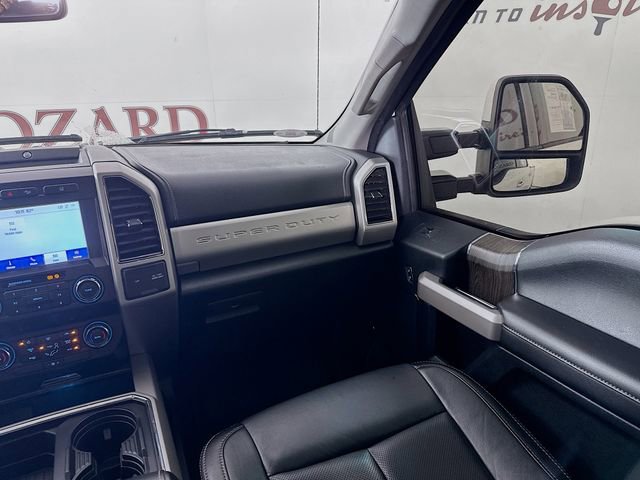 Used 2020 Ford F350 Lariat w/ Chrome Package image 27