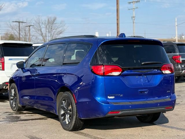 Used 2020 Chrysler Pacifica Touring-L w/ Advanced Safetytec Group image 42