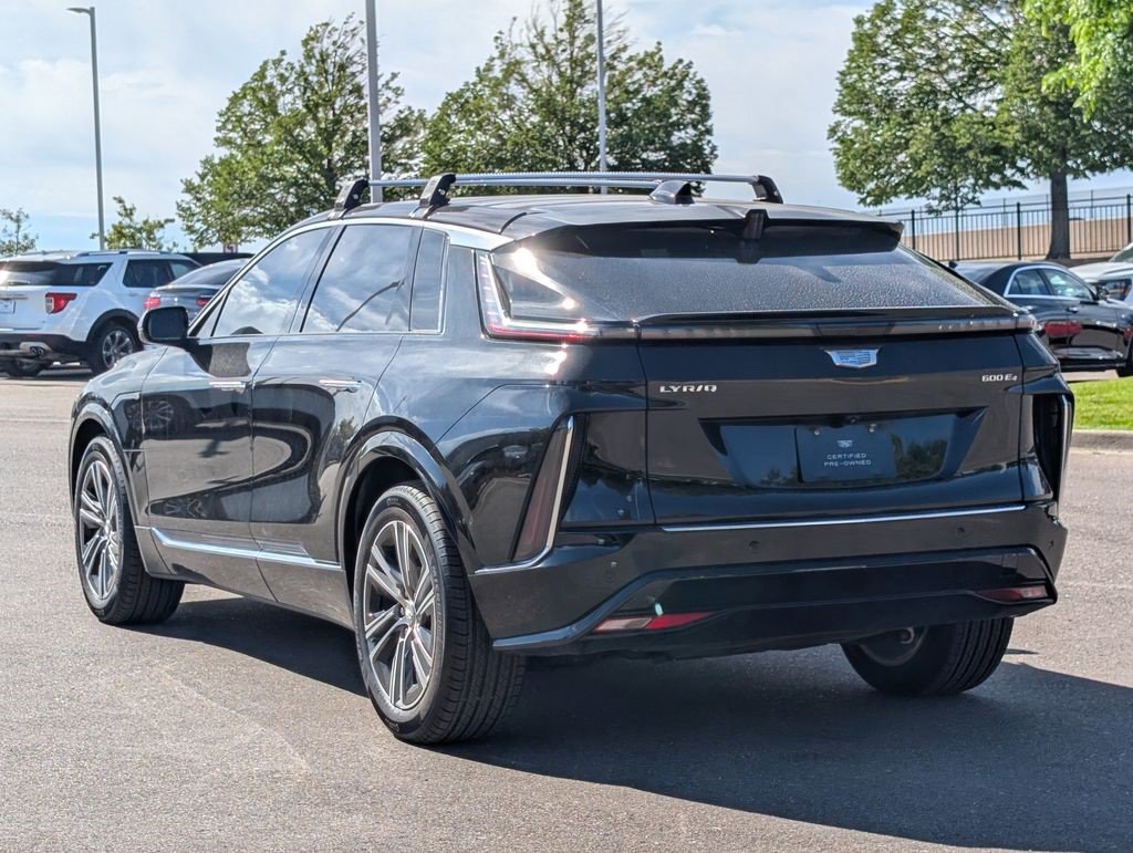 Certified 2024 Cadillac Lyriq Luxury AWD/4WD image 3