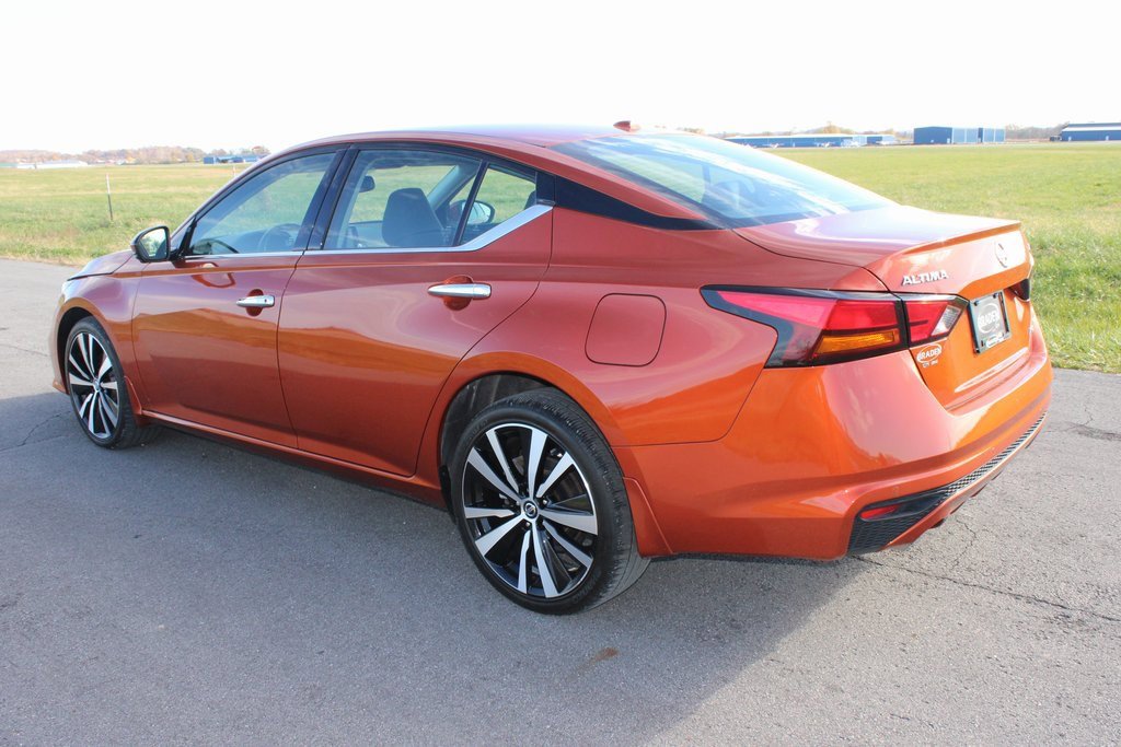 Used 2022 Nissan Altima 2.5 Platinum image 5