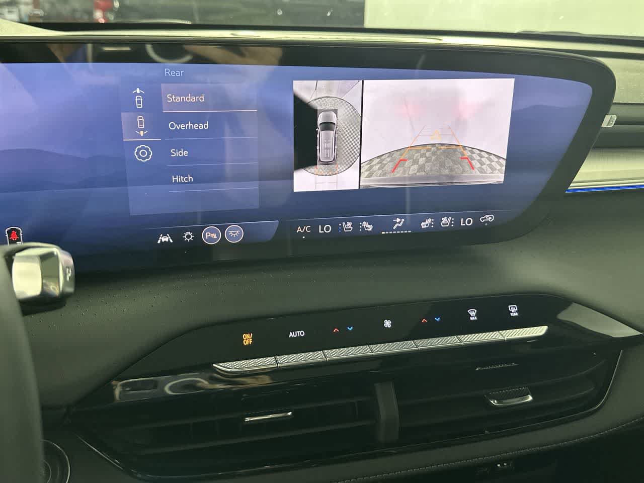 Used 2026 Buick Enclave Avenir w/ Super Cruise Package FWD image 17