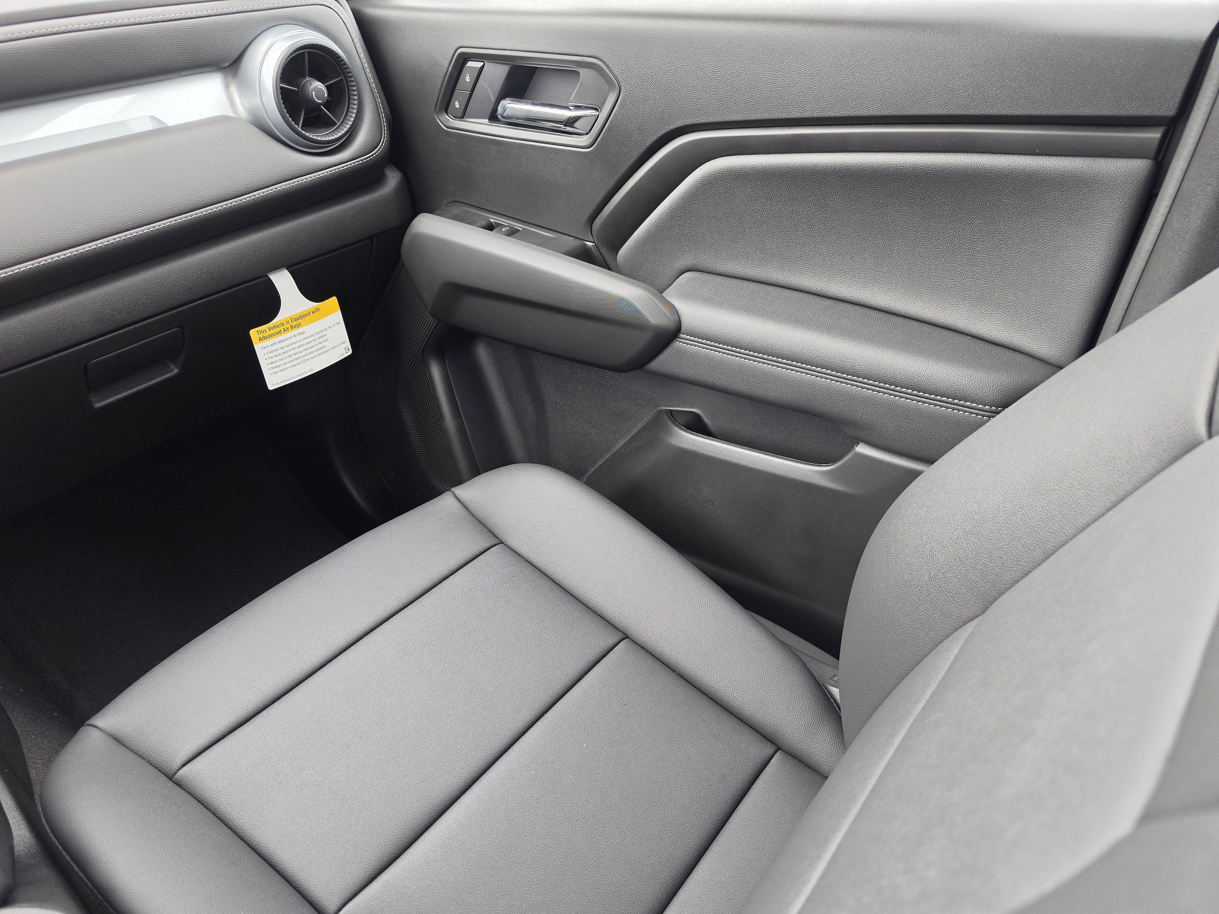 New 2026 Chevrolet Colorado LT RWD image 17