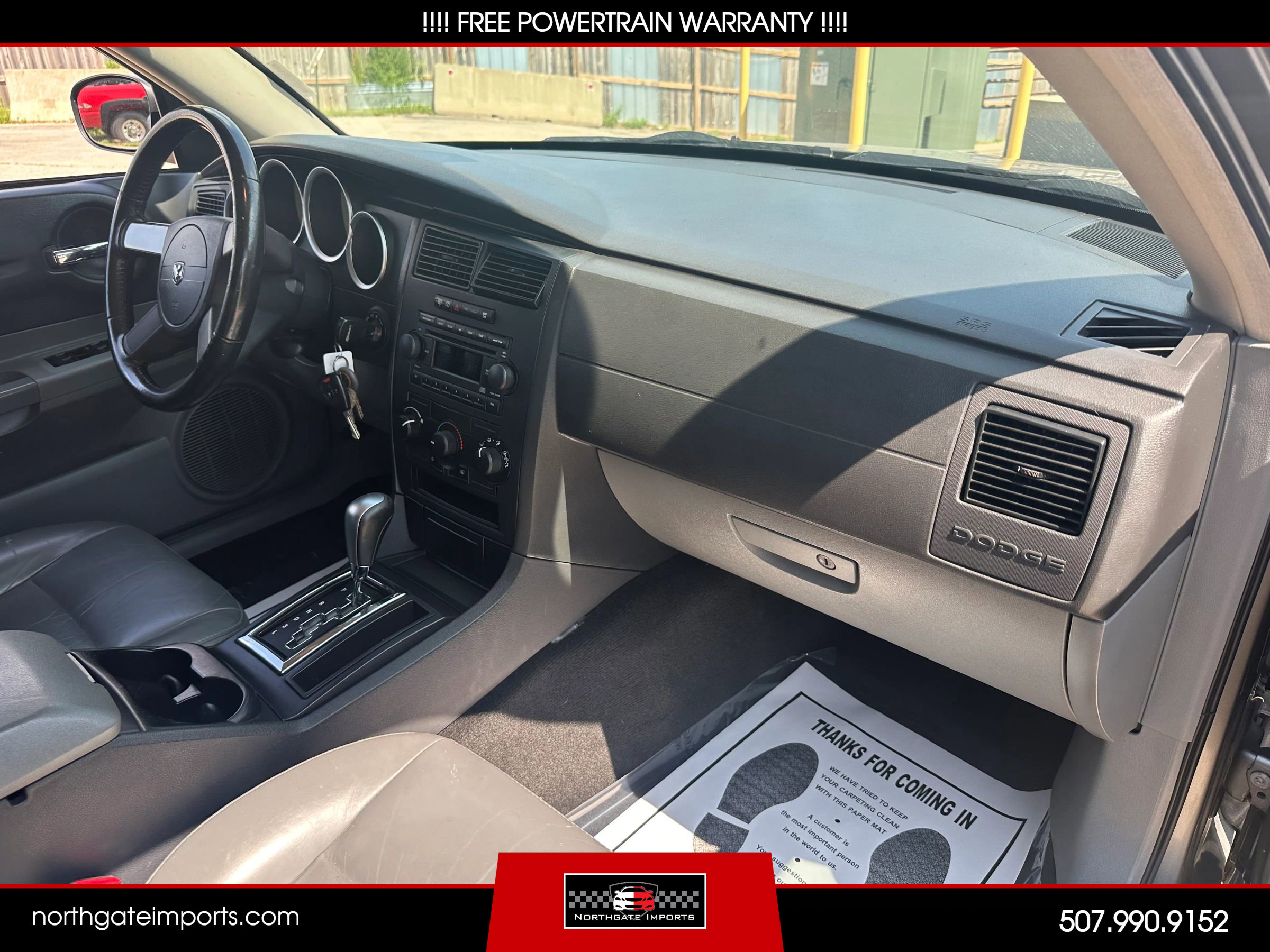 Used 2005 Dodge Magnum SE image 16