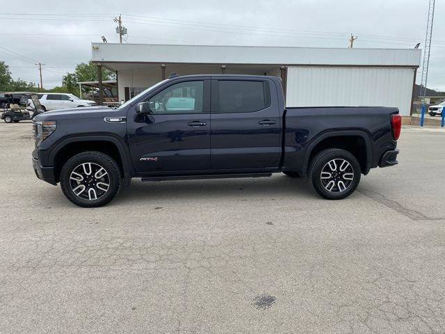 Used 2025 GMC Sierra 1500 AT4 w/ Technology Package AWD/4WD image 3