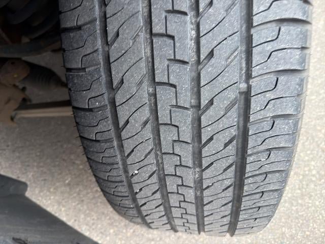 Used 2013 Chevrolet Avalanche LTZ AWD/4WD image 11