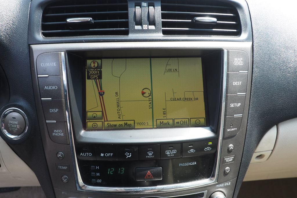 Used 2010 Lexus IS 250C RWD image 22