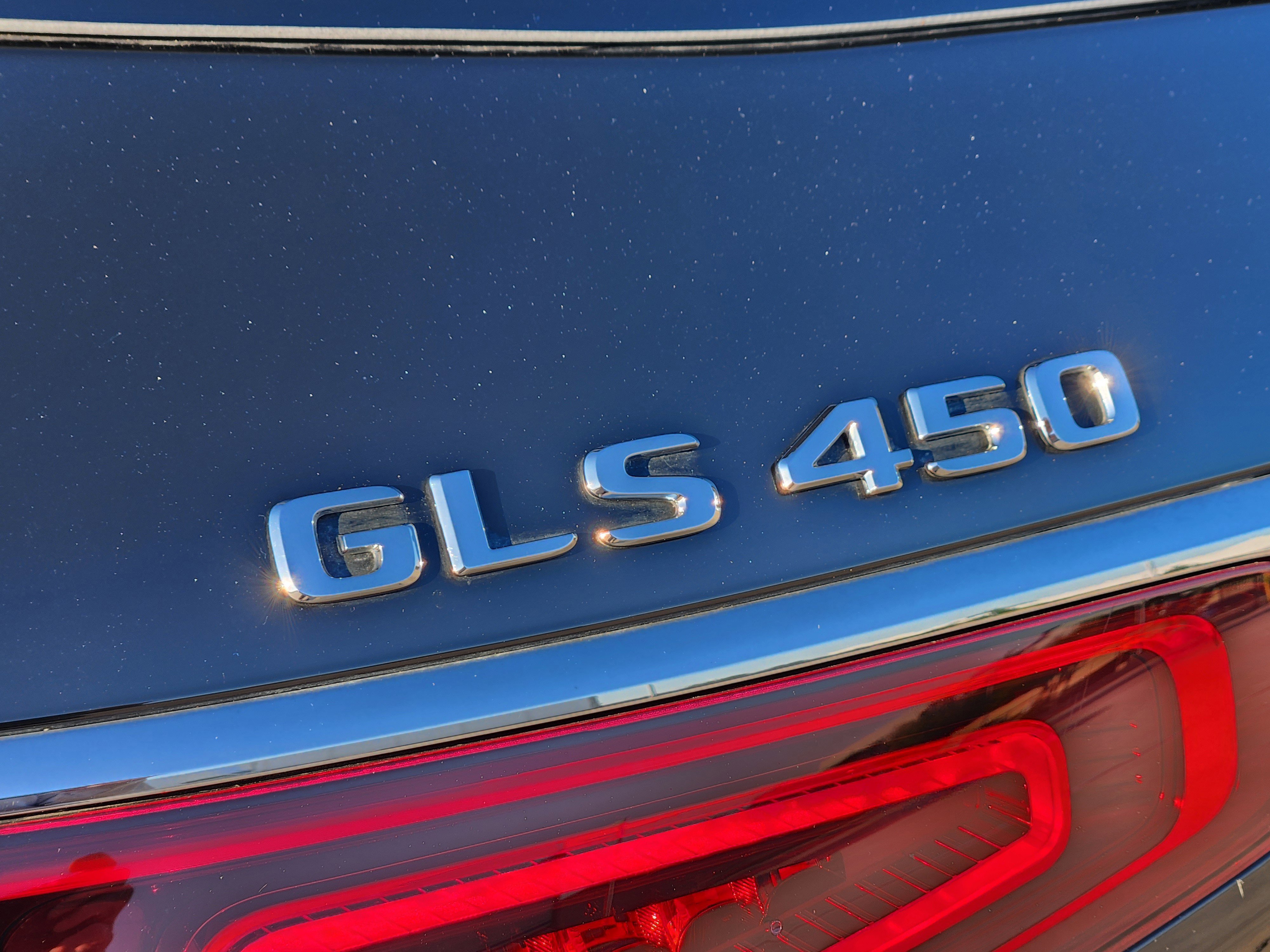 Used 2023 Mercedes-Benz GLS 450 4MATIC image 39