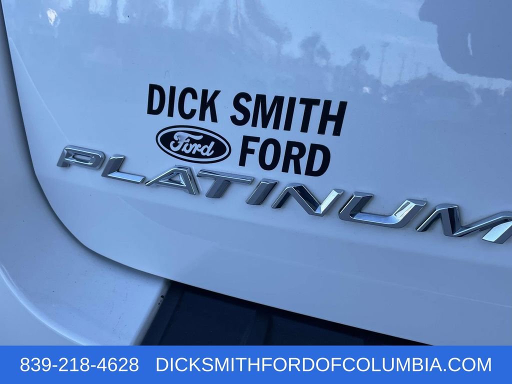 Certified 2022 Ford Explorer Platinum w/ Equipment Group 601A image 8