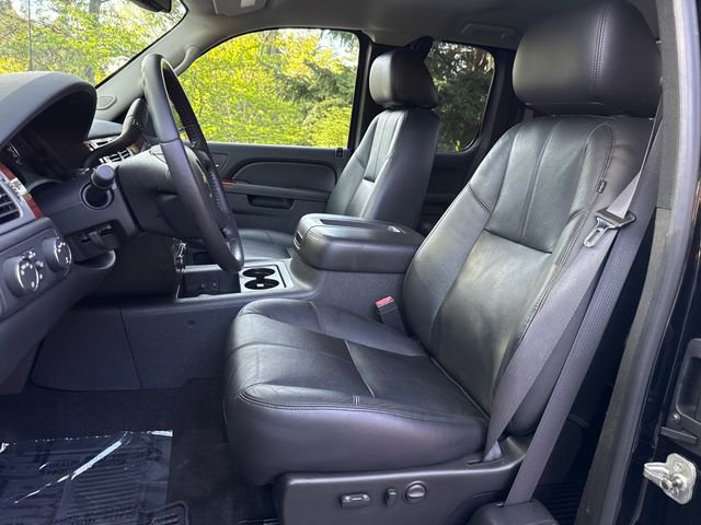 Used 2011 Chevrolet Silverado 1500 LTZ w/ Suspension Package, Off-Road AWD/4WD image 10