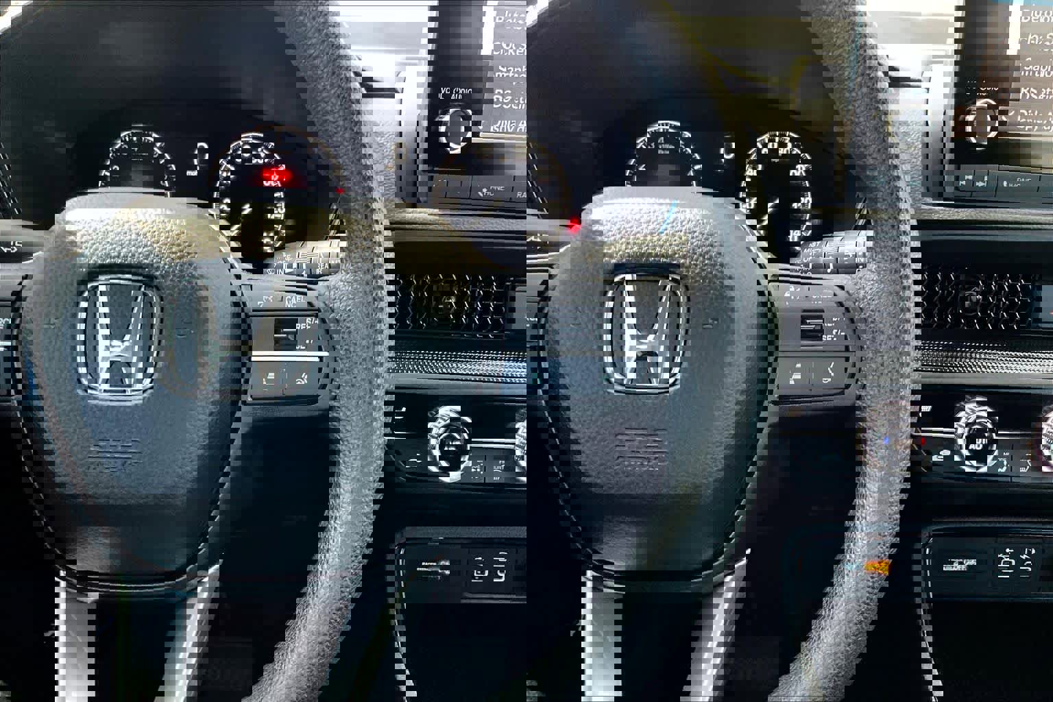 Used 2025 Honda CR-V EX image 25