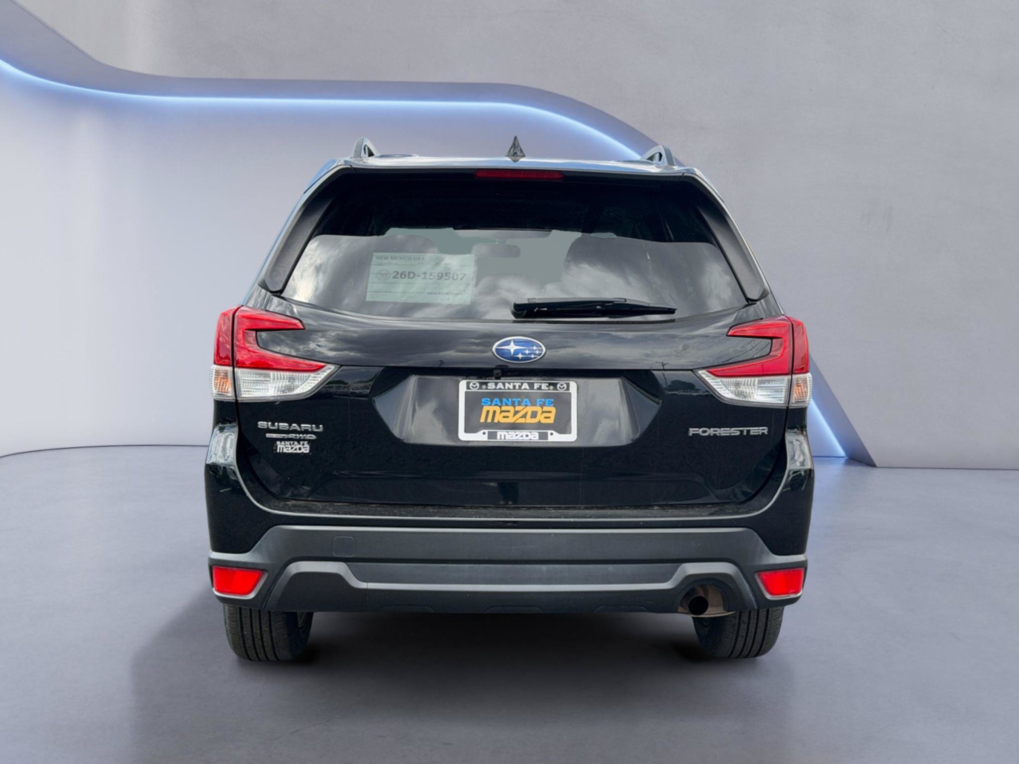Used 2022 Subaru Forester Premium AWD/4WD image 5