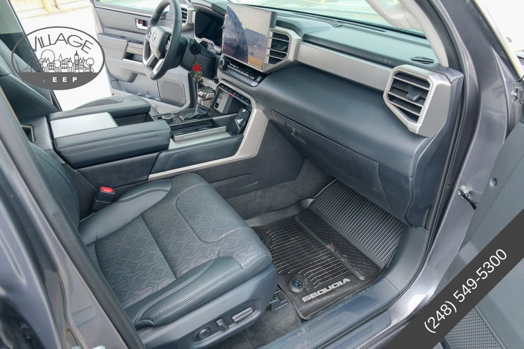 Used 2024 Toyota Sequoia Limited w/ Tow Technology Package AWD/4WD image 13
