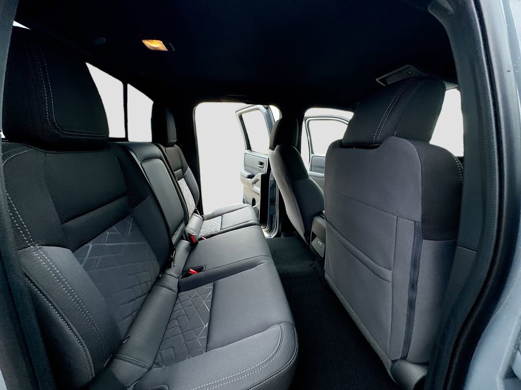 New 2026 Nissan Frontier SV image 23