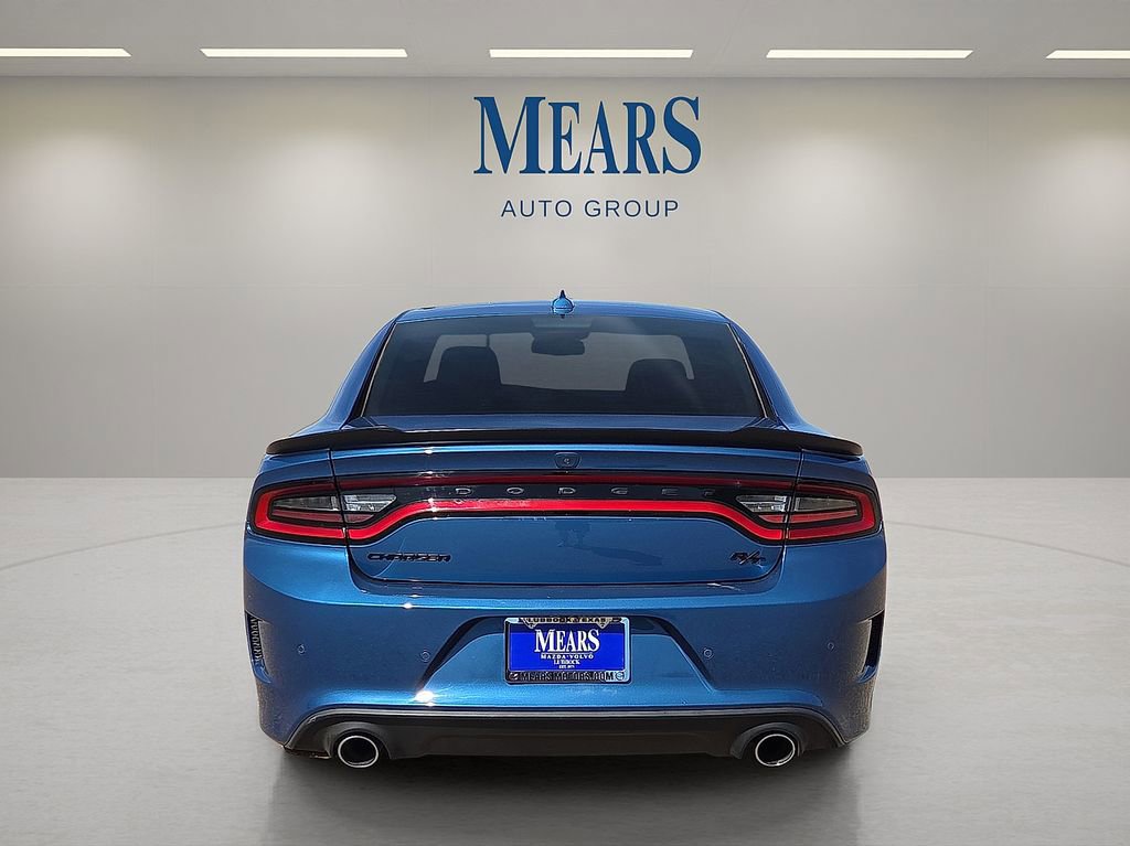 Used 2023 Dodge Charger R/T w/ Blacktop Package image 4