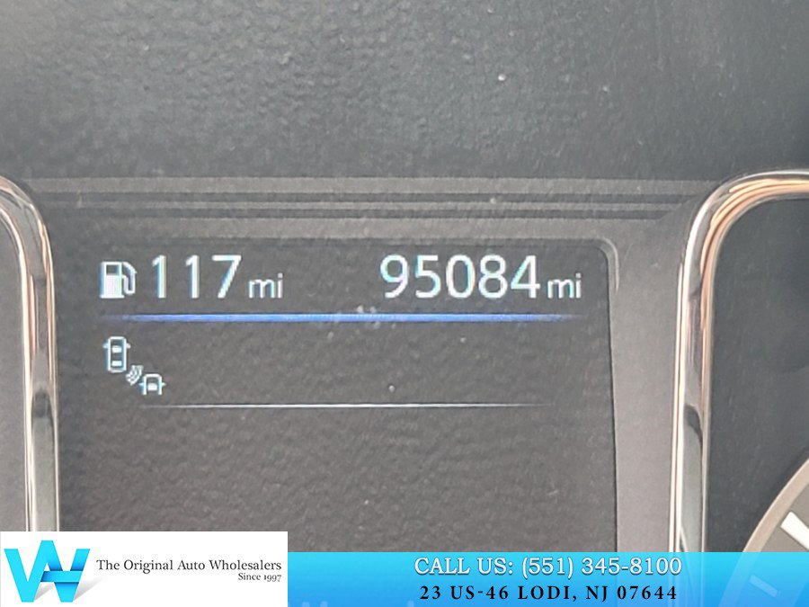 Used 2019 Nissan Titan SL AWD/4WD image 33