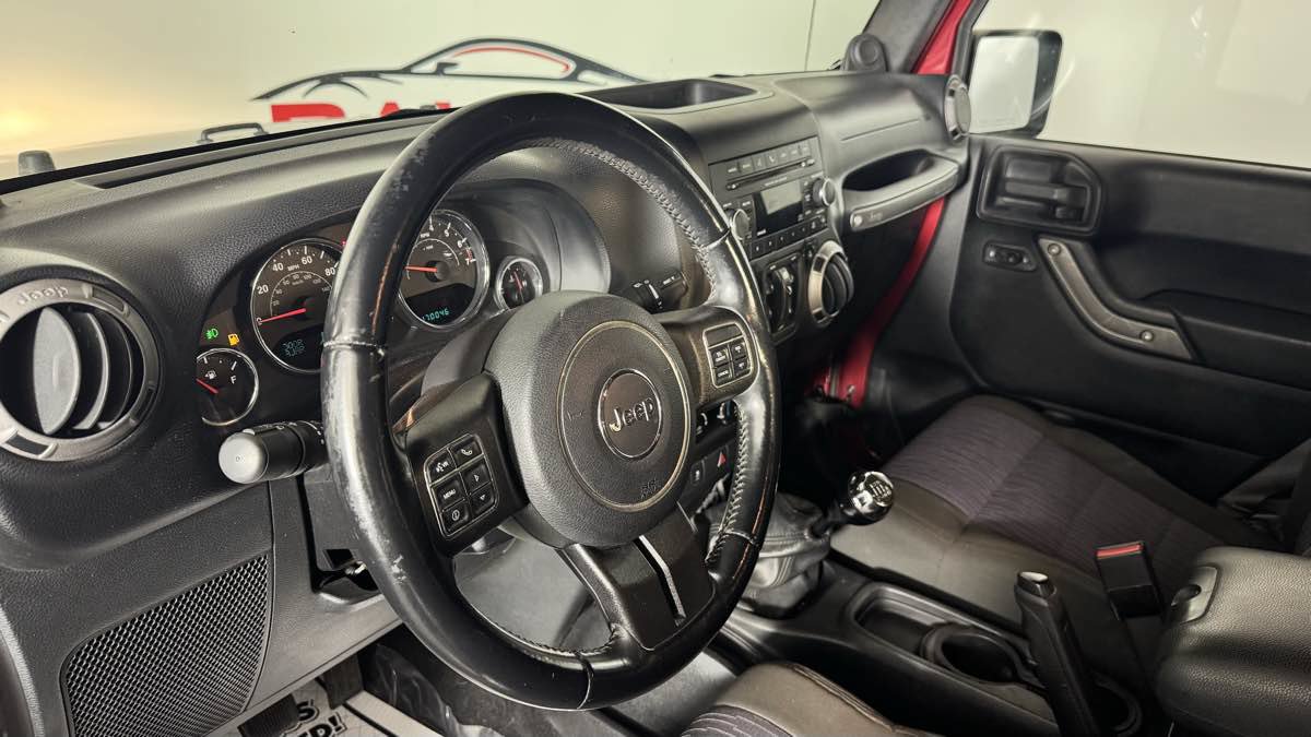 Used 2012 Jeep Wrangler Unlimited Sport AWD/4WD image 12