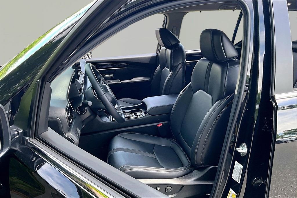 Certified 2025 Honda Pilot EX-L image 15