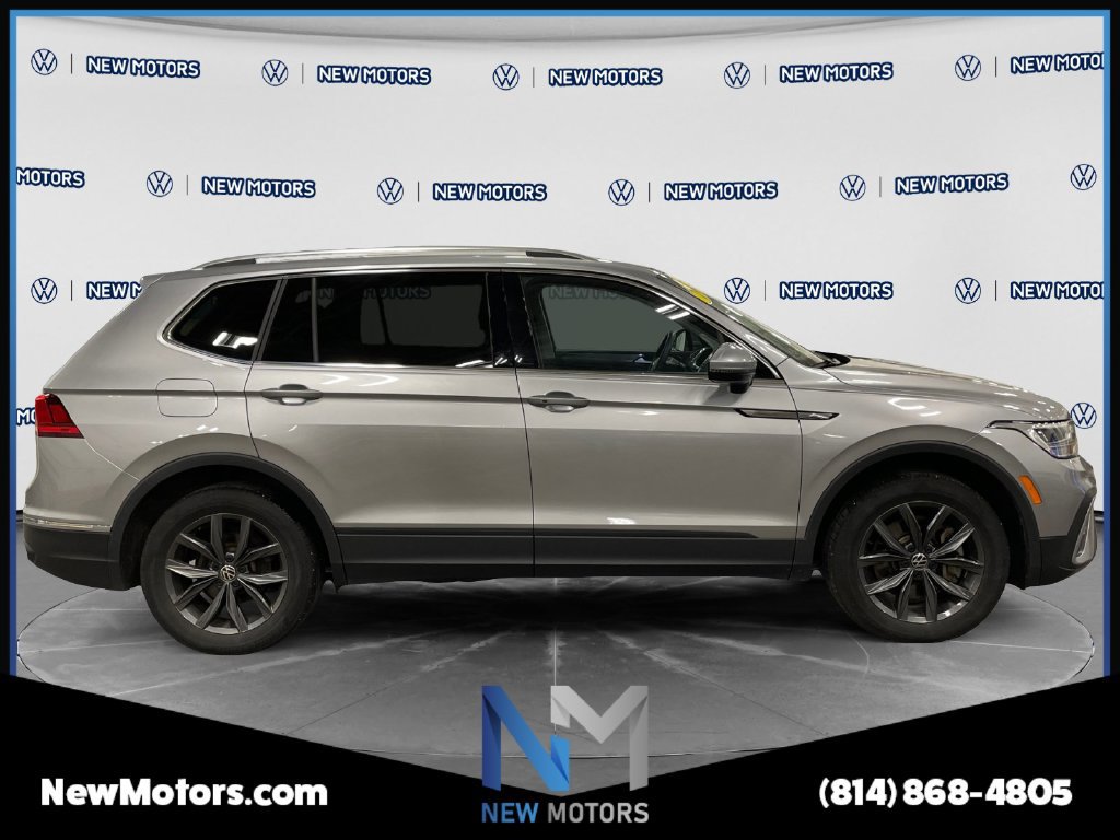Used 2023 Volkswagen Tiguan SE w/ Panoramic Sunroof Package AWD/4WD image 7
