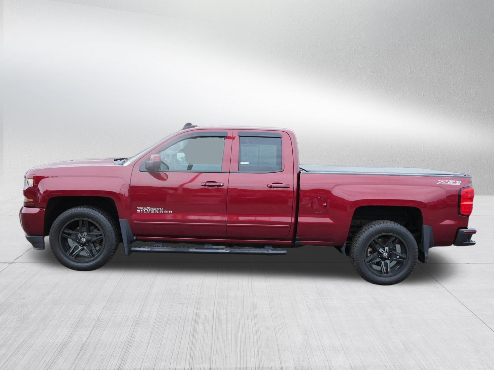 Used 2017 Chevrolet Silverado 1500 LT w/ True North Edition AWD/4WD image 4