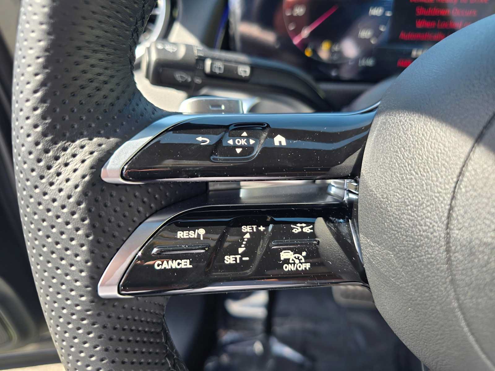 New 2026 Mercedes-Benz GLB 250 4MATIC image 27