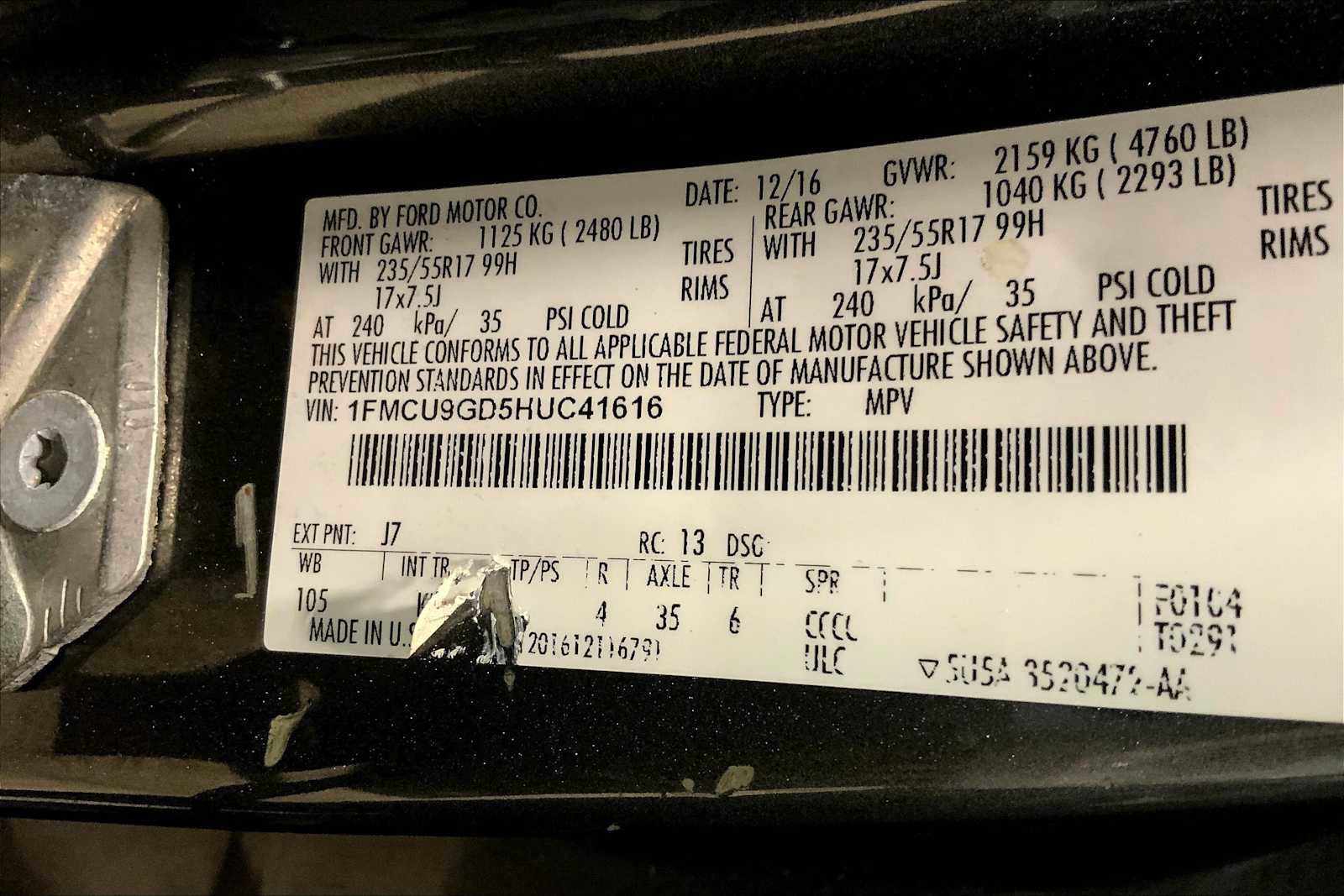 Used 2017 Ford Escape SE image 33
