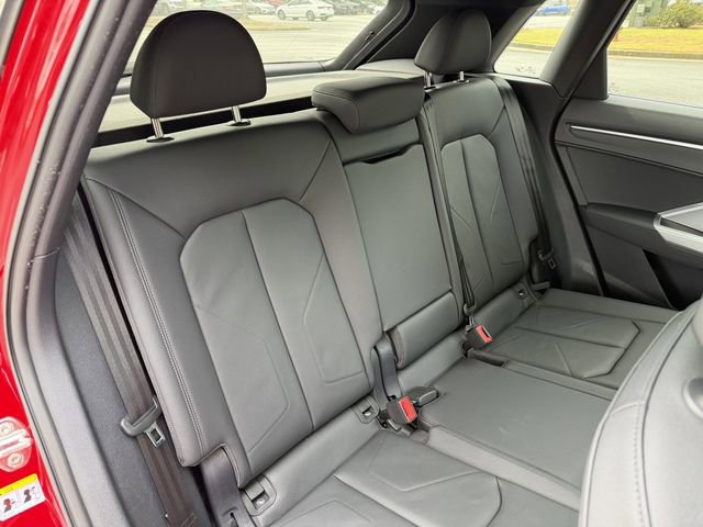 Used 2023 Audi Q3 2.0T Premium Plus w/ Premium Plus Package AWD/4WD image 35