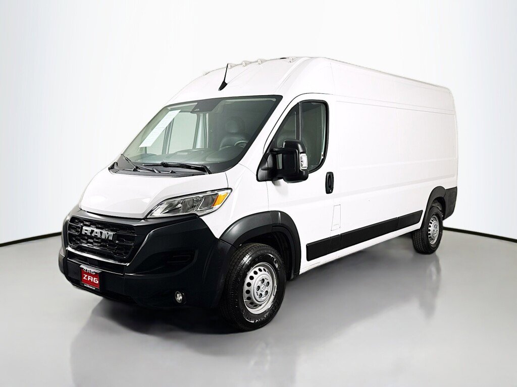 Used 2024 RAM ProMaster 2500 w/ Convenience Group FWD image 1