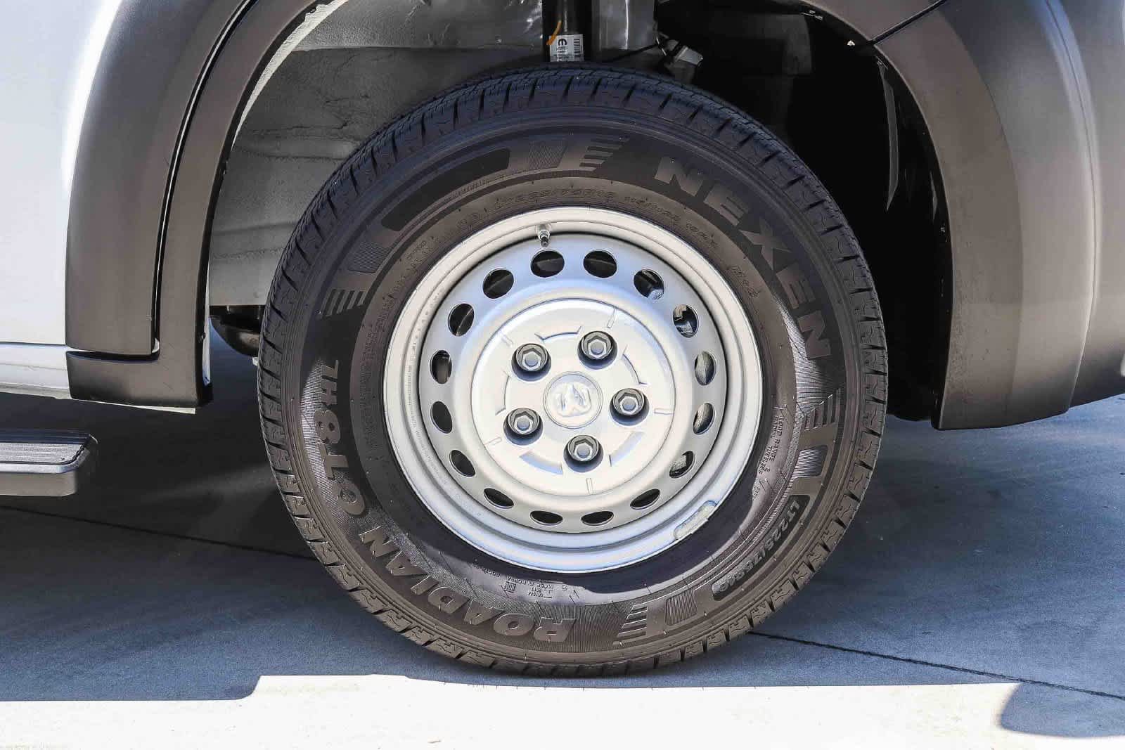 Used 2026 RAM ProMaster 2500 FWD image 9