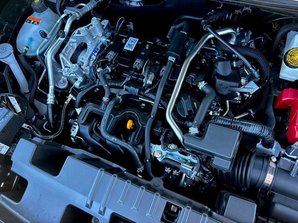 New 2025 Nissan Kicks SR image 26