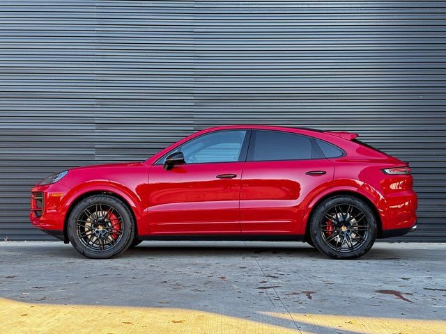 New 2026 Porsche Cayenne S image 2