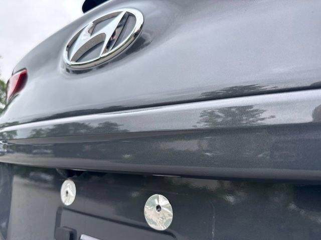 Used 2023 Hyundai Kona SE w/ Cargo Package AWD/4WD image 13