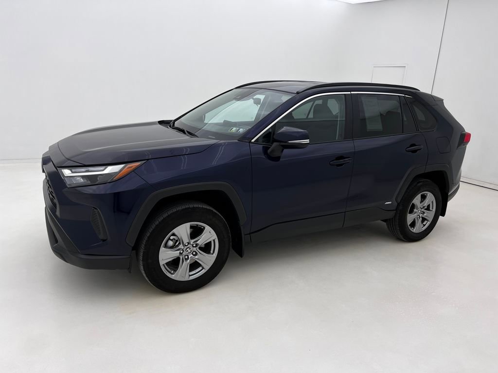 Used 2024 Toyota RAV4 XLE image 5