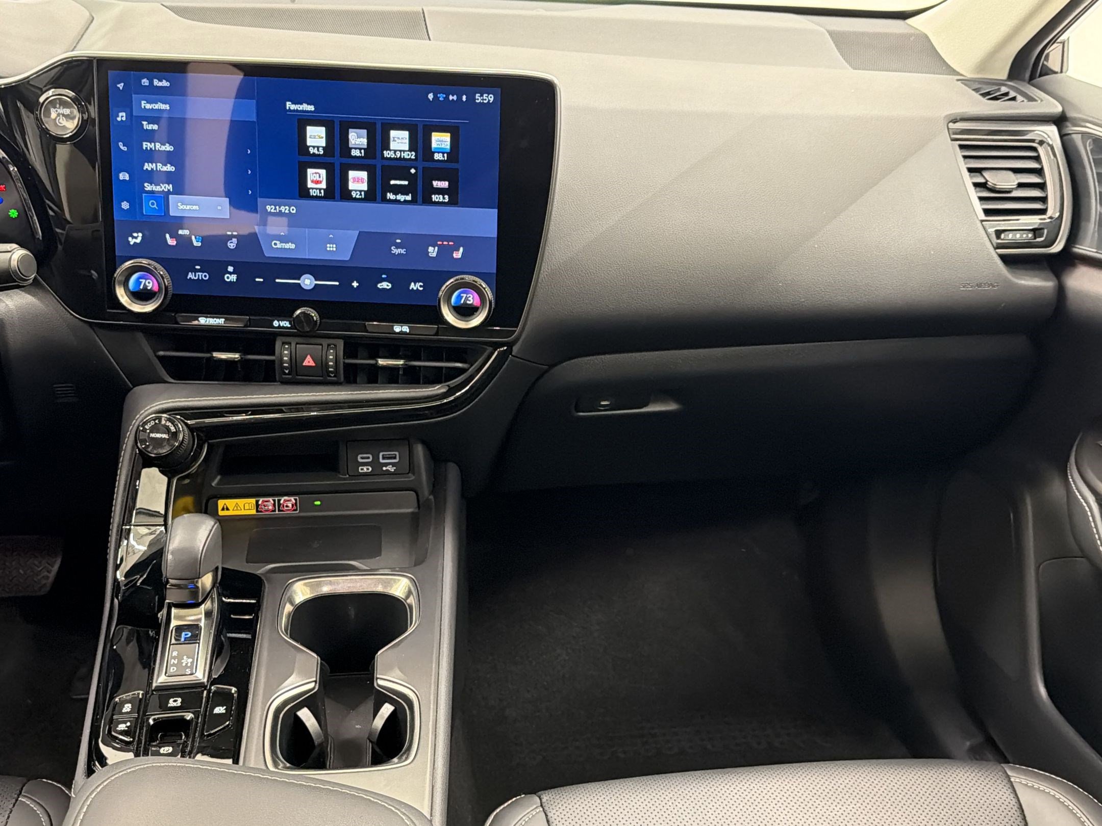 Used 2024 Lexus NX 350h AWD image 27