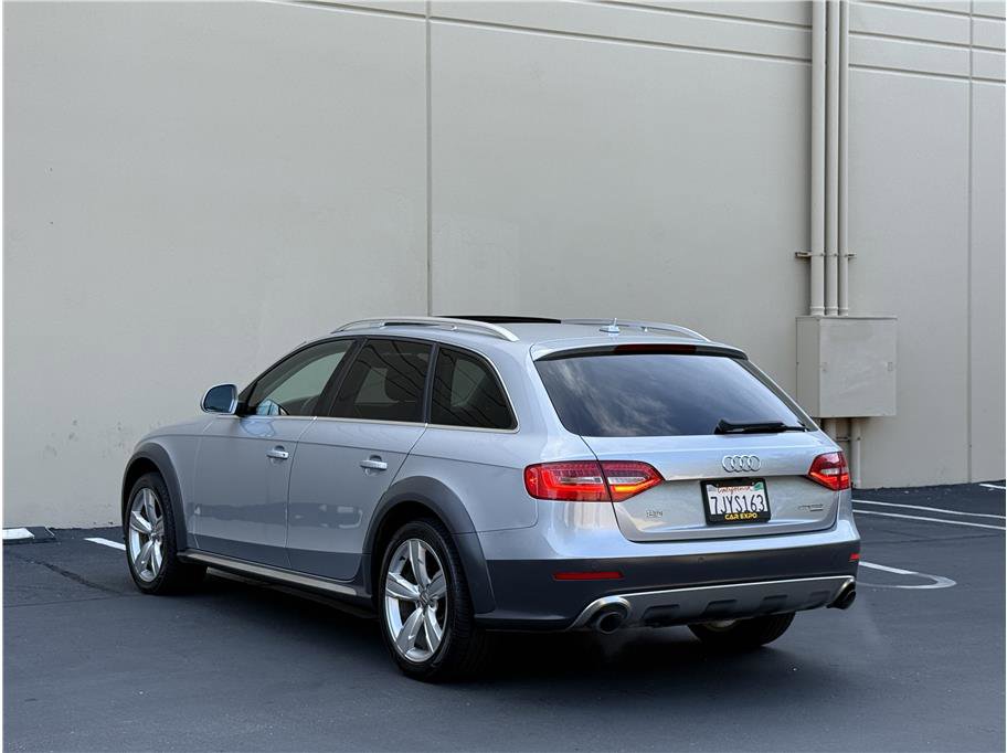 Used 2015 Audi A4 Premium Plus w/ Technology Package AWD/4WD image 5