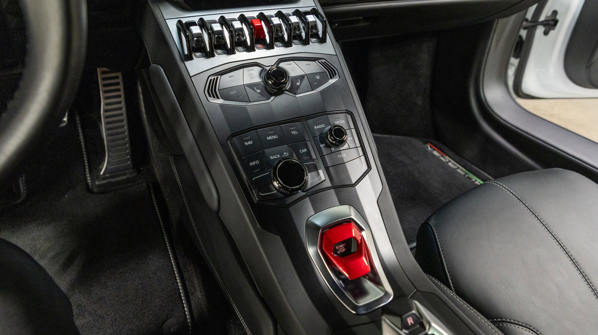 Used 2016 Lamborghini Huracan LP 610-4 image 63