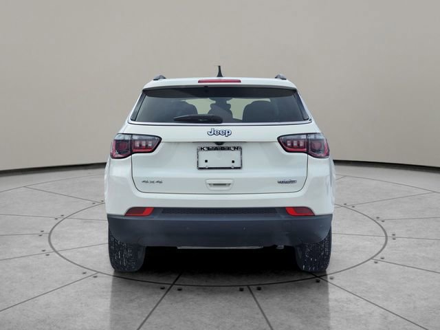 Certified 2021 Jeep Compass Latitude image 11