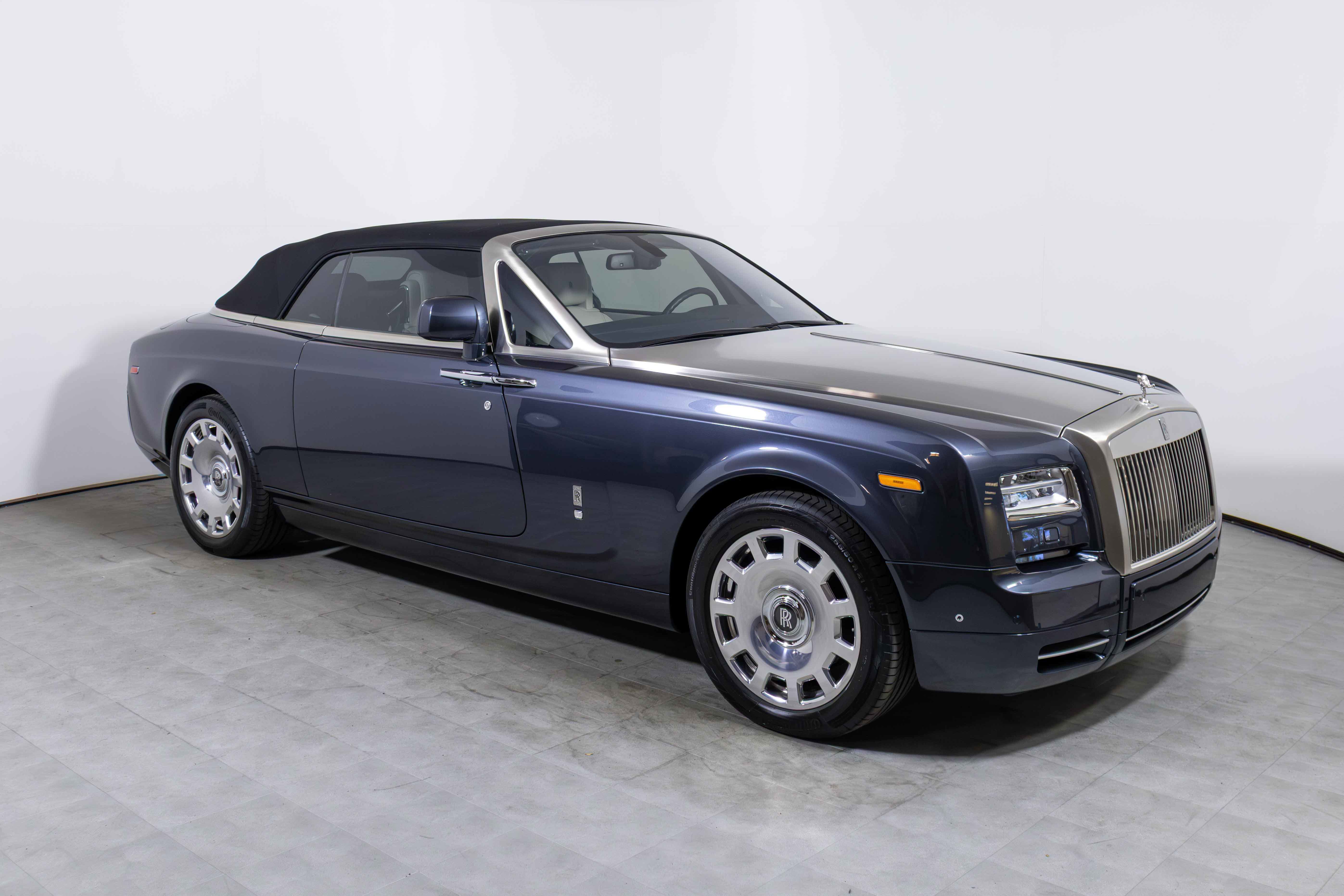 Used 2013 Rolls-Royce Phantom Drophead Coupe image 11