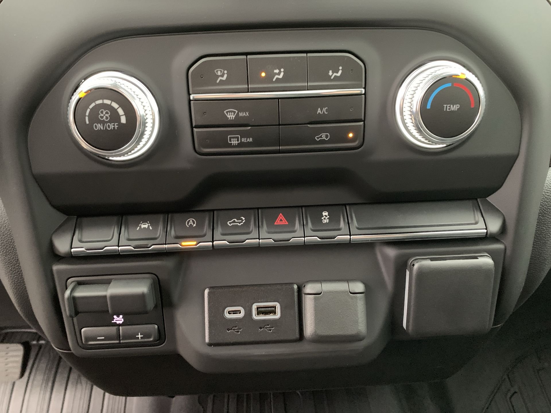 New 2025 GMC Sierra 1500 Pro w/ Pro Value Package AWD/4WD image 31