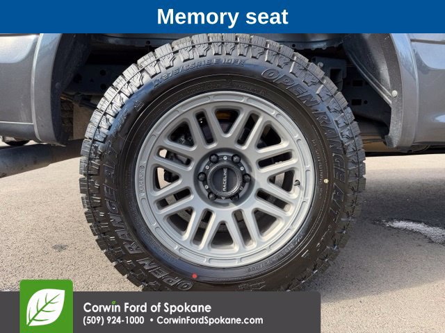 Used 2019 Ford F150 Lariat w/ Equipment Group 502A Luxury AWD/4WD image 9