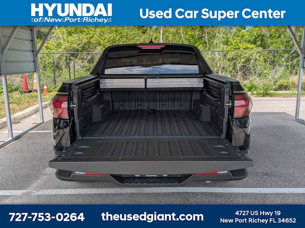 Used 2023 Hyundai Santa Cruz SEL w/ Activity Package FWD image 12