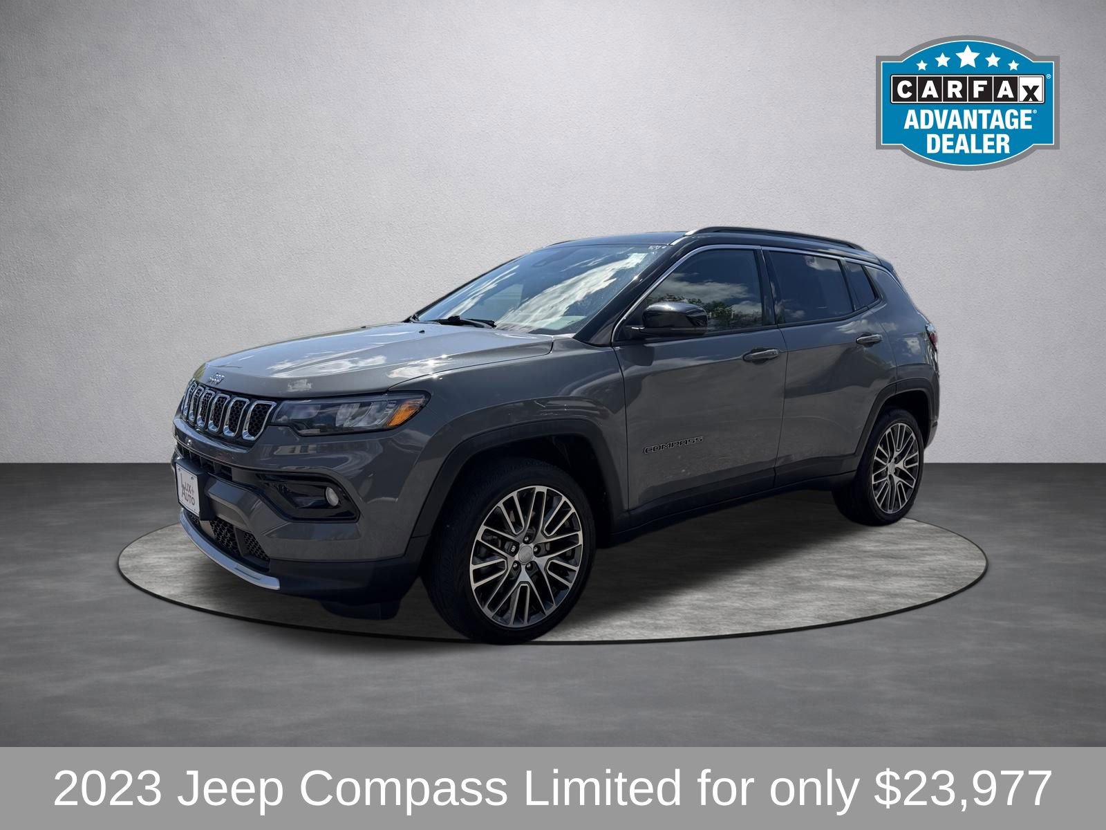 Used 2023 Jeep Compass Limited w/ Elite Group AWD/4WD image 7