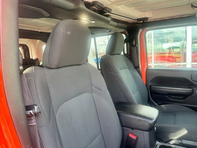 Used 2023 Jeep Wrangler Unlimited w/ Cold Weather Group image 8