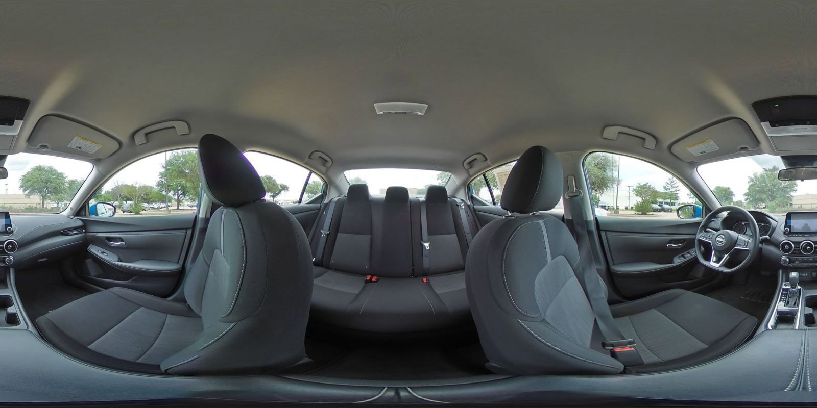 Used 2025 Nissan Sentra SV image 45