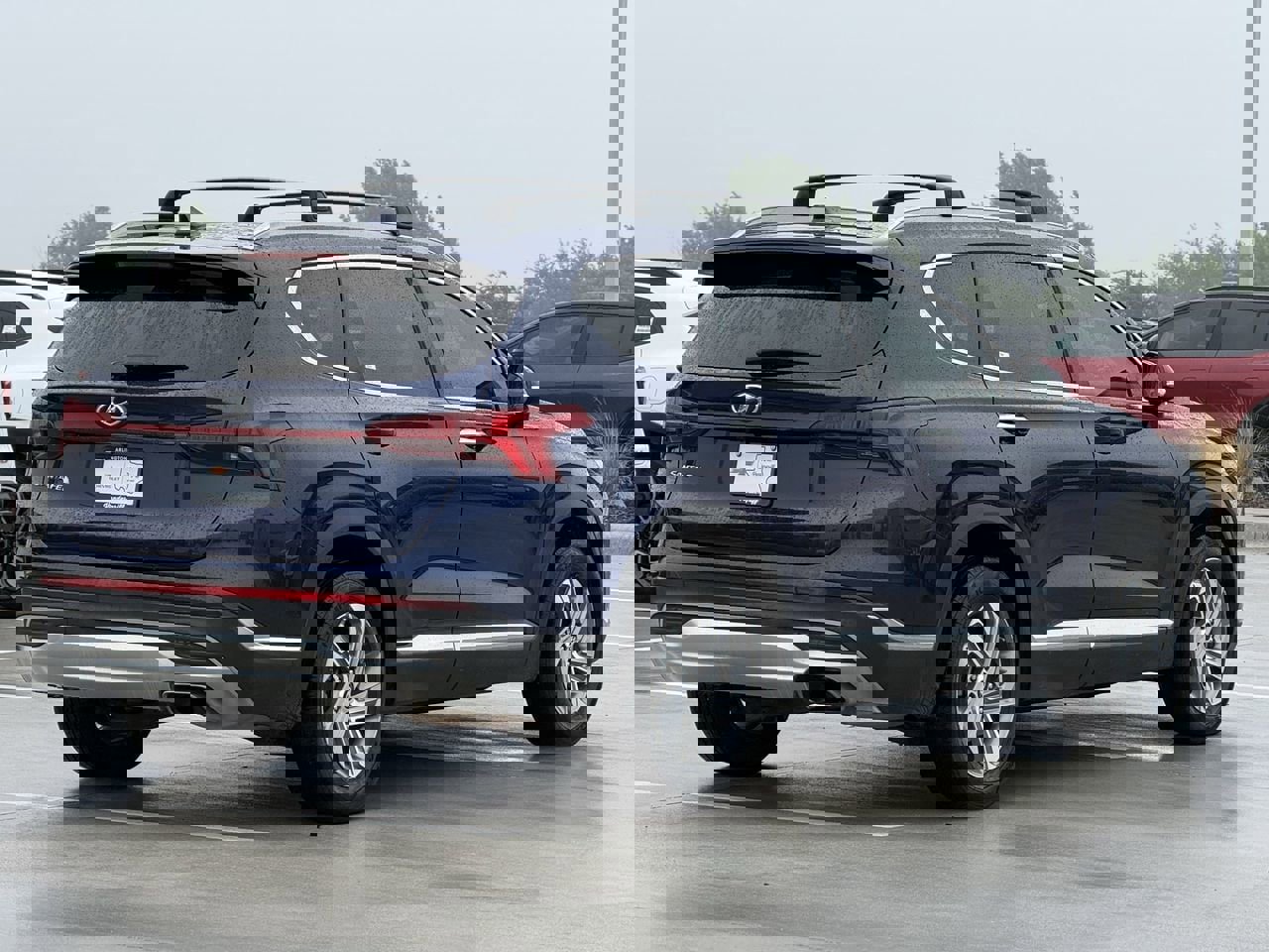 Used 2021 Hyundai Santa Fe SEL w/ Convenience + Premium Package FWD image 4