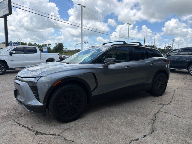 Used 2026 Chevrolet Blazer EV LT w/ Super Cruise Package FWD image 16