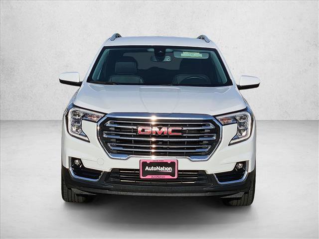 Certified 2023 GMC Terrain SLT image 2