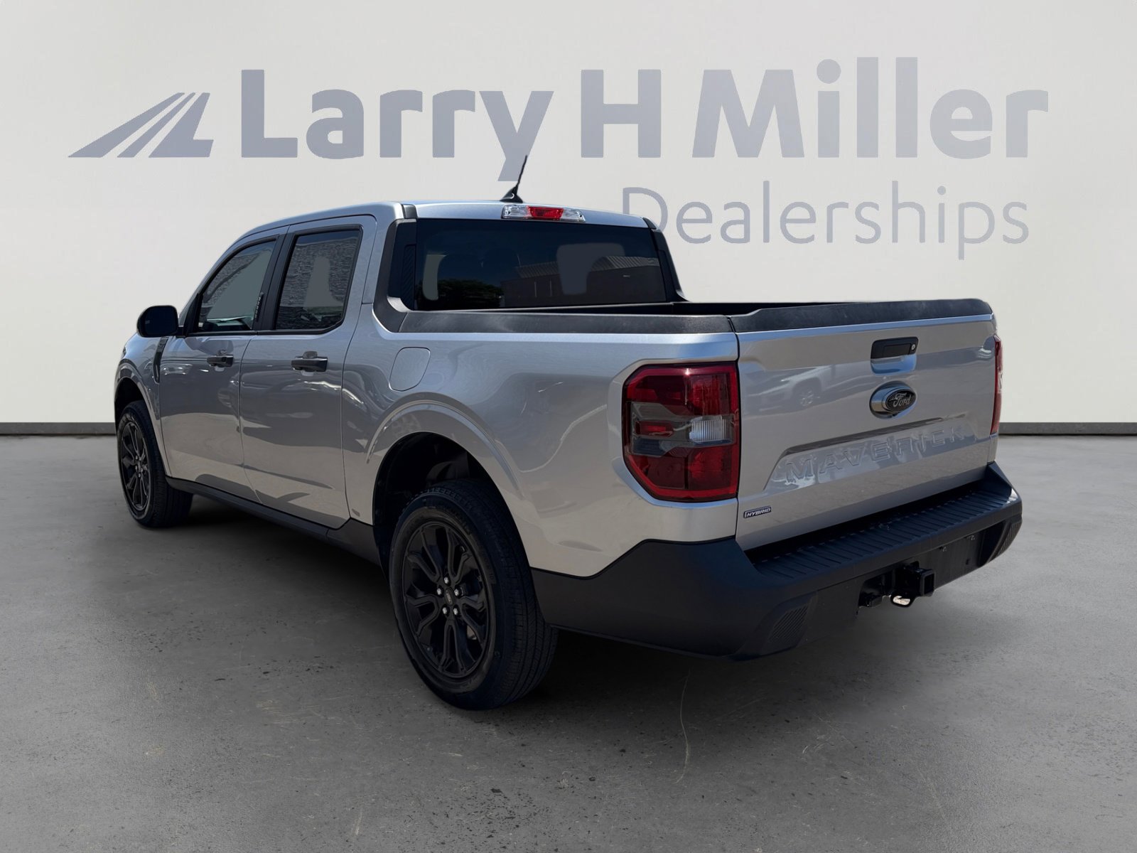 Used 2023 Ford Maverick XLT w/ XLT Luxury Package FWD image 3