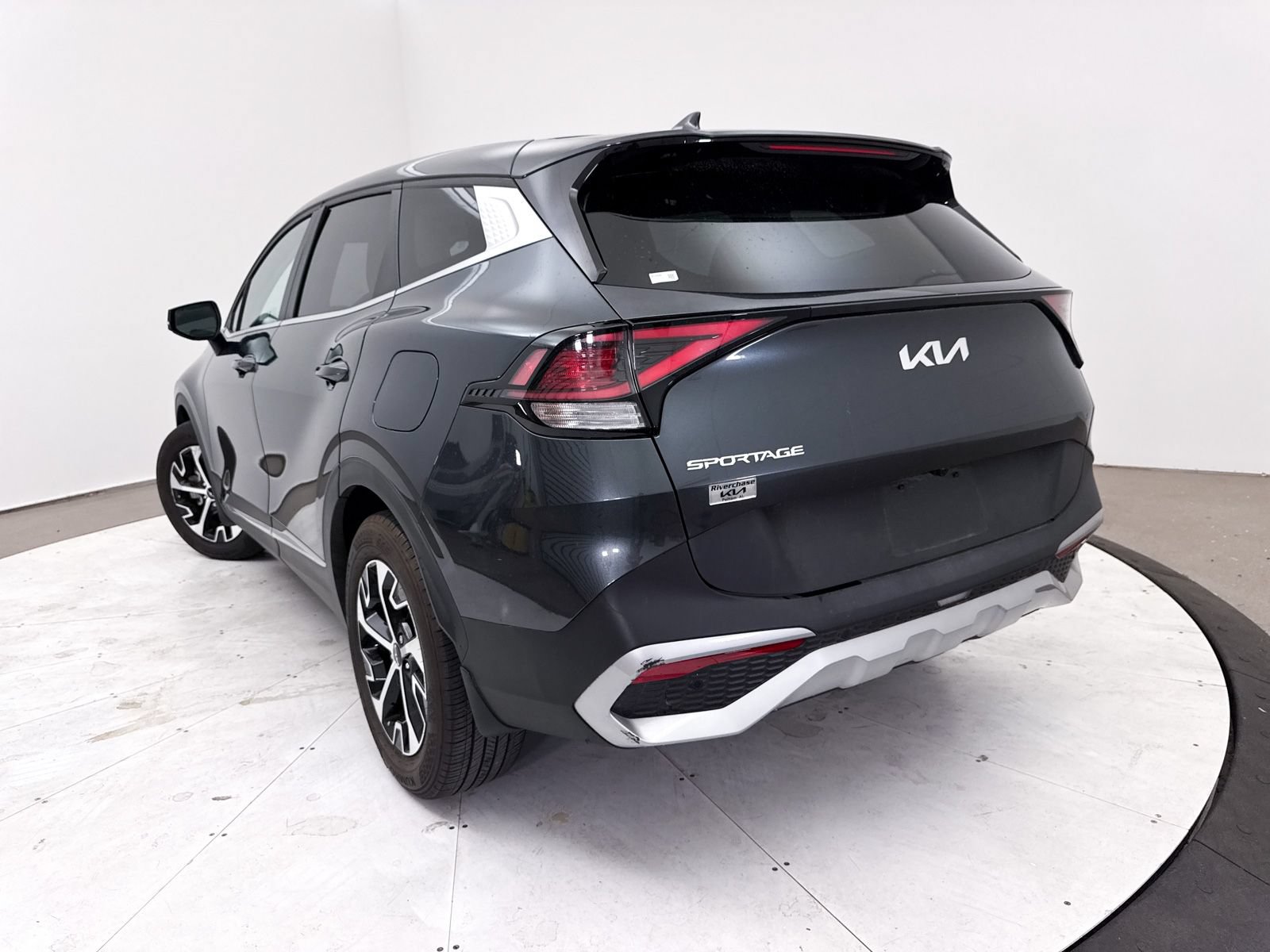 Certified 2023 Kia Sportage EX FWD image 7
